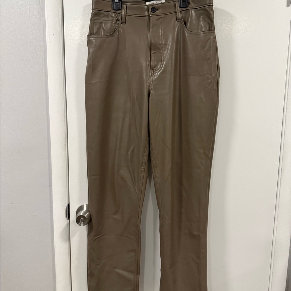 Womens's Faux Leather Pants